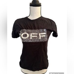 Zara T-shirt with a unique design . You can switch sequins by sliding size m